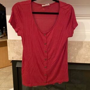 Pink short sleeve top with buttons